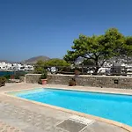 Pandrossos - 3* Páros
