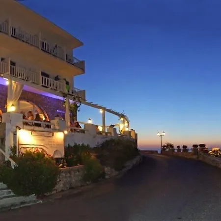 Pandrossos - 3*